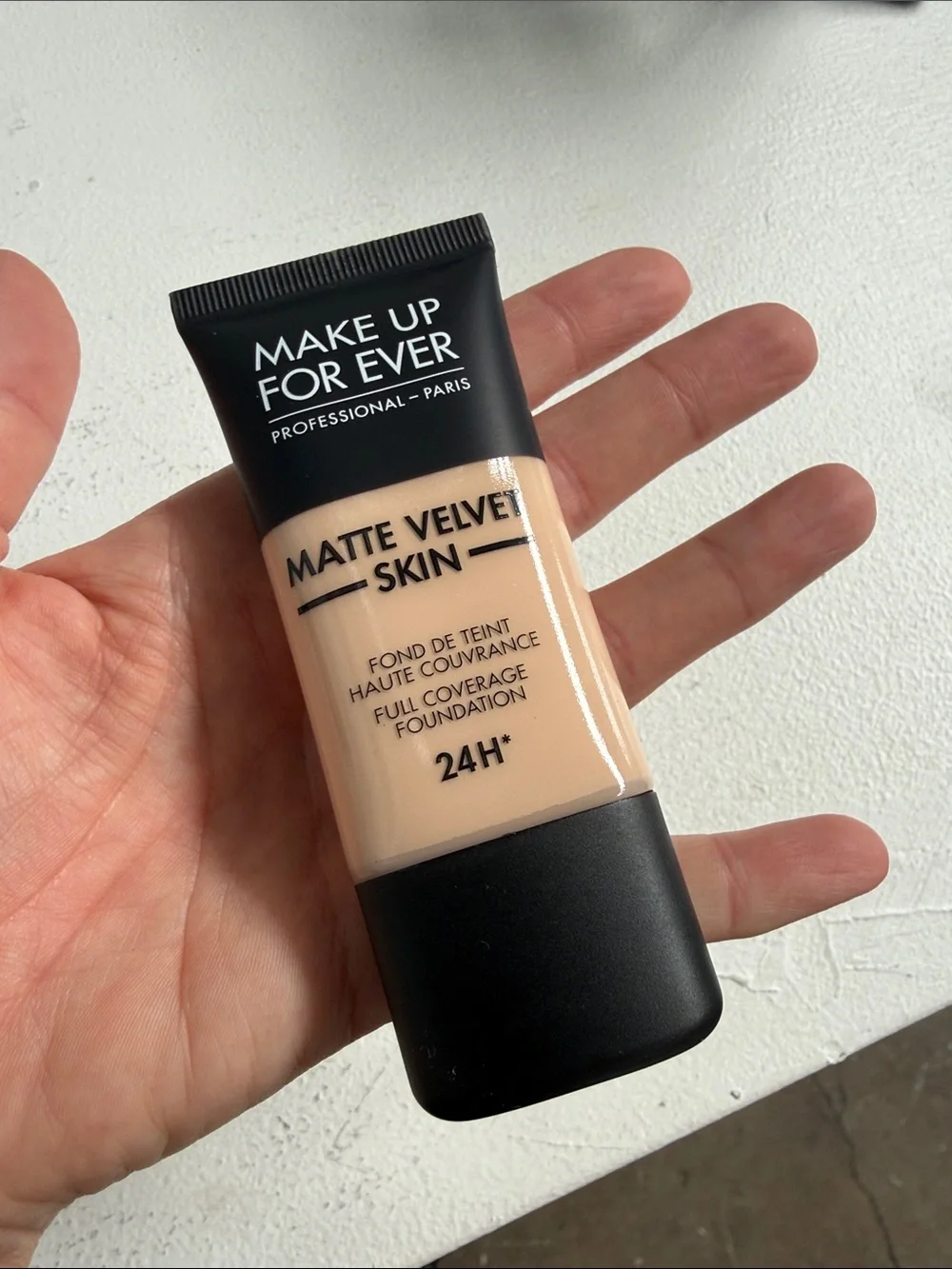 Makeup Forever Matte Velvet Skin Foundation - Beige Tone